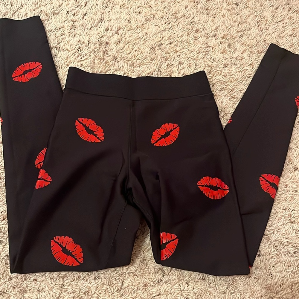 ultracor kiss leggings